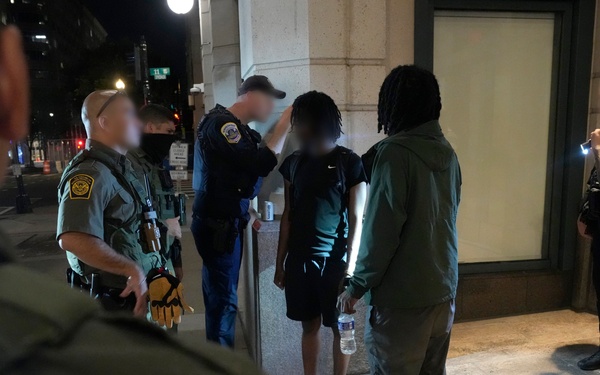 U.S. Border Patrol agents patrol alongside D.C. Police