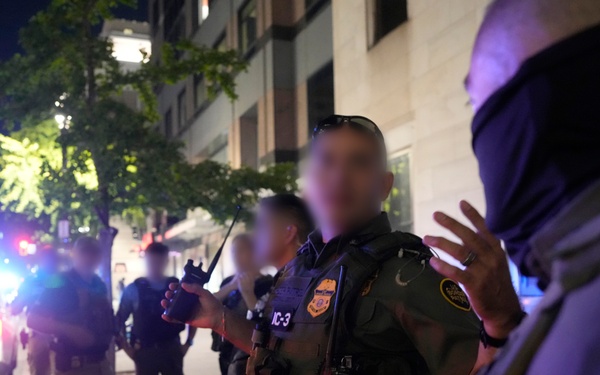 U.S. Border Patrol agents patrol alongside D.C. Police