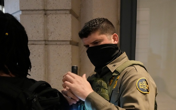 U.S. Border Patrol agents patrol alongside D.C. Police