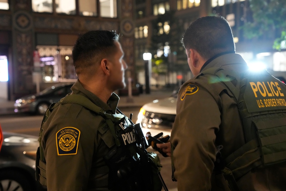 U.S. Border Patrol agents patrol alongside D.C. Police