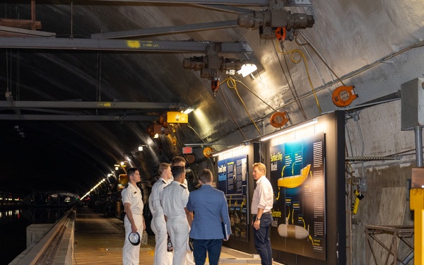 U.S. Naval Academy Midshipmen Tour Carderock