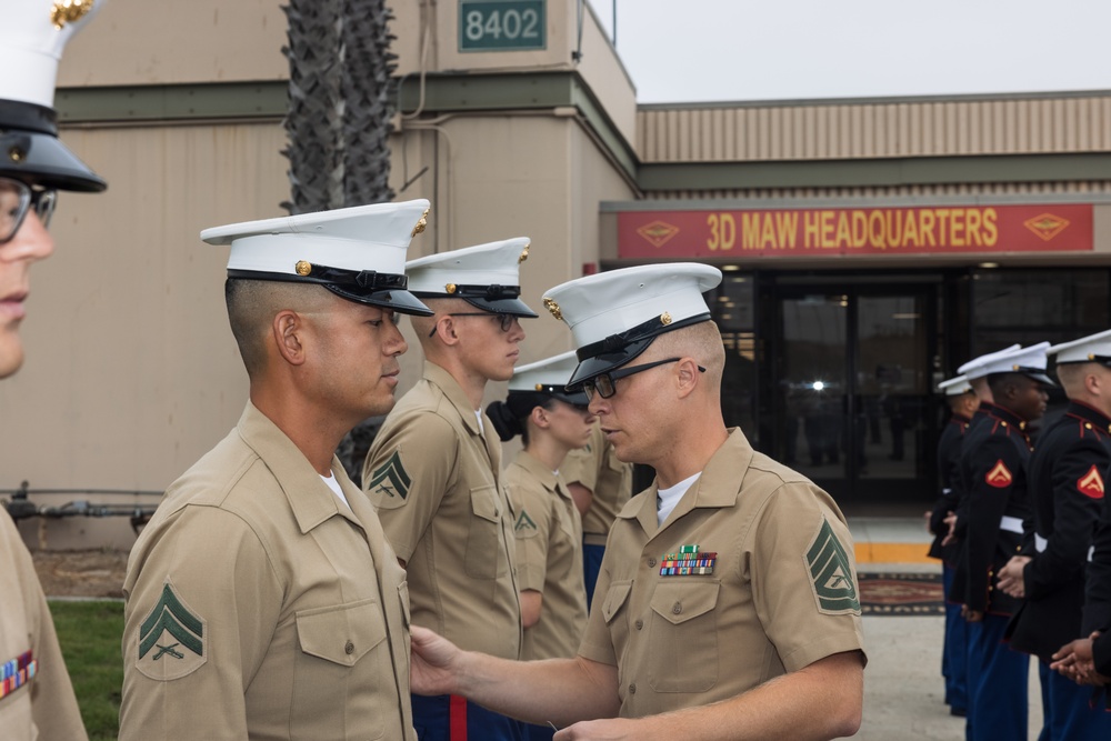 Marines with MWHS-3 perform uniform inspections