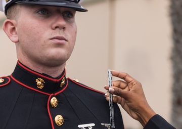 Marines with MWHS-3 perform uniform inspections