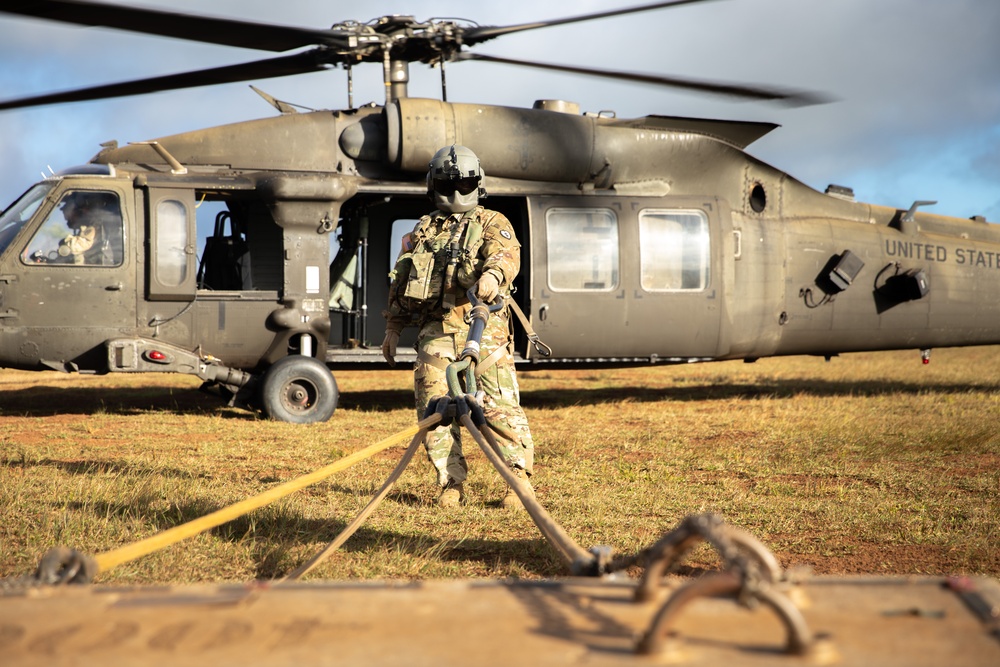 25th CAB Conducts Sling Load Training