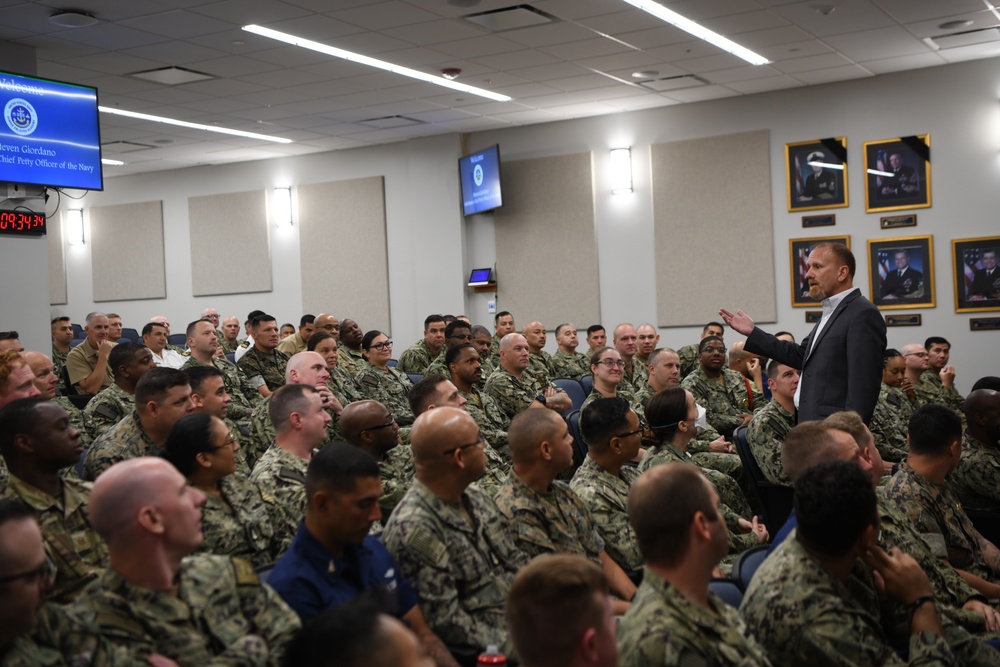 14th Master Chief Petty Officer of the Navy Steven Giordano talks to Senior Enlisted Academy Class 287.