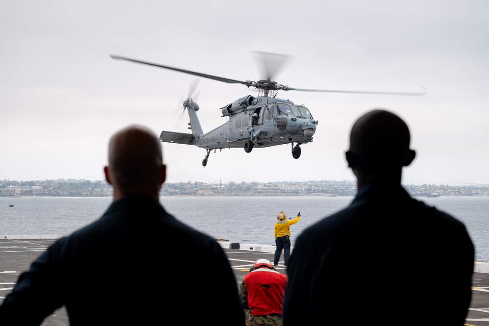 QUART 25.4: Navy and Marine Corps Leaders visit Somerset