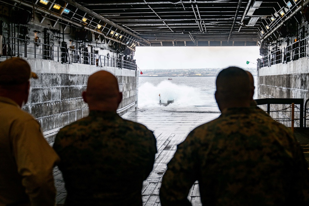 QUART 25.4: Navy and Marine Corps Leaders visit Somerset