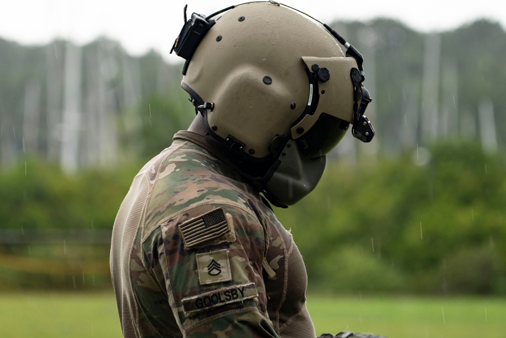 Panamanian and U.S. Forces conduct jungle MEDEVAC training