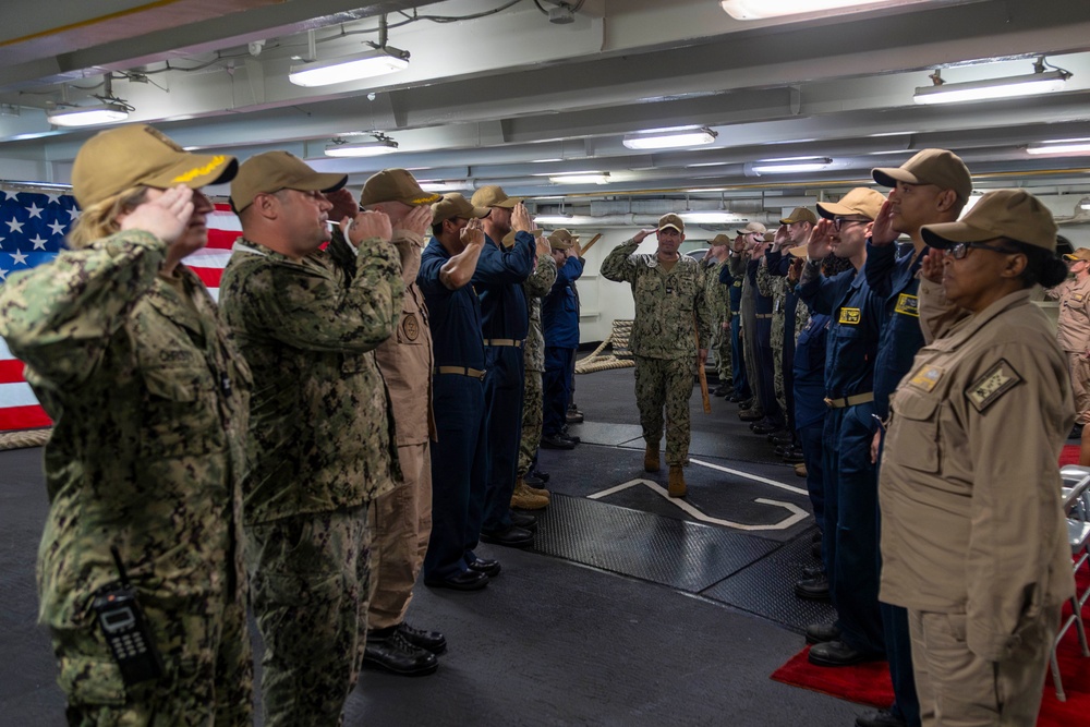 DESRON-21 conducts change of command ceremony