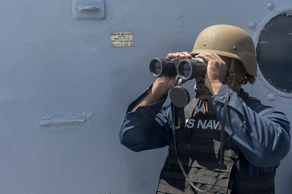 USS Frank Cable Arrives to Banyuwangi, Indonesia