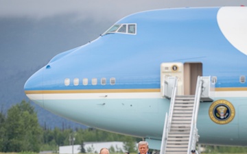 Trump, Putin Alaska Arrival