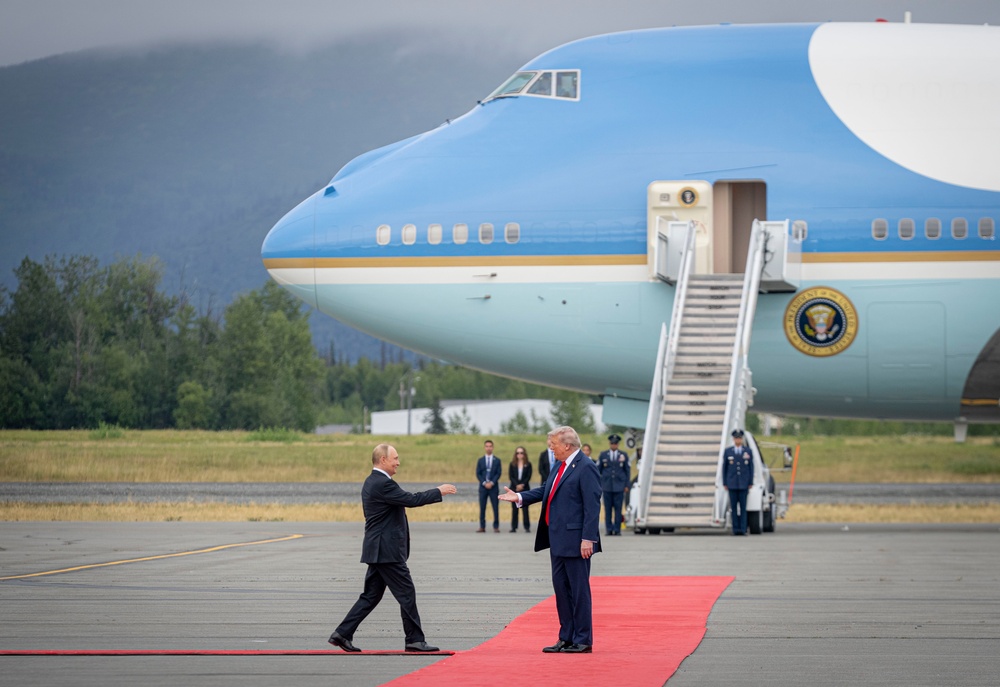 Trump, Putin Alaska Arrival
