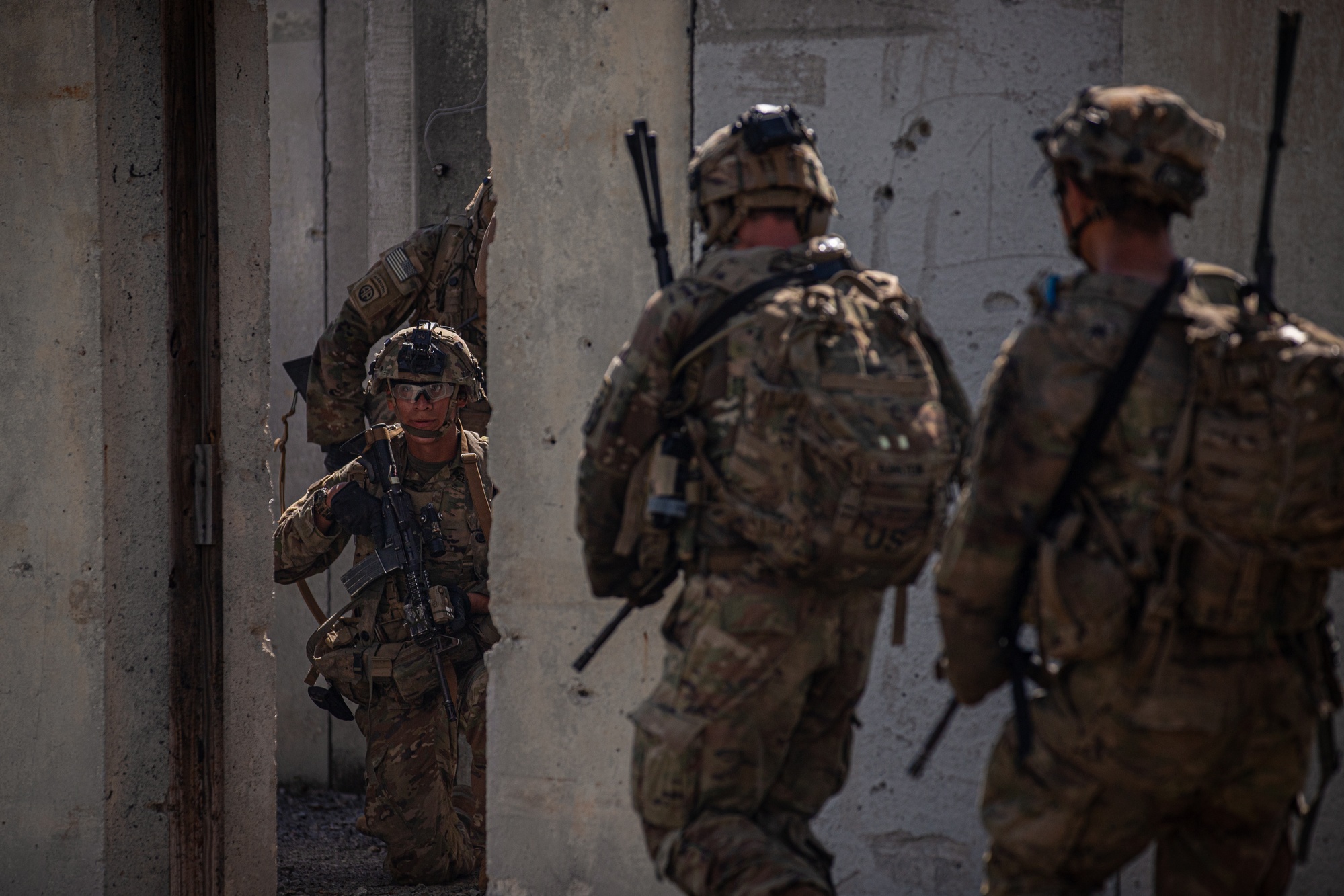DVIDS - Images - Climb to Readiness: 2-14 Conducts Live Fire