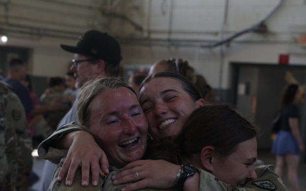 Kentucky military police return home