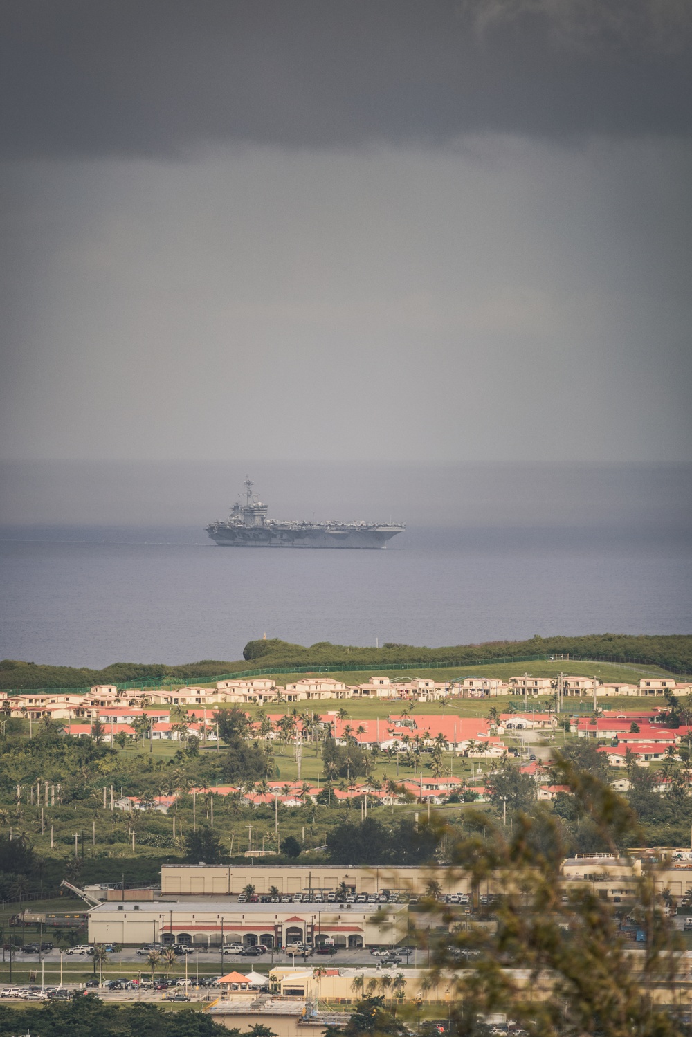 USS George Washington (CVN 73) arrives in Guam for a port visit