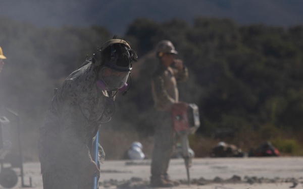 MWSS-372 conducts Exercise Resilient Spear with NMCB-5