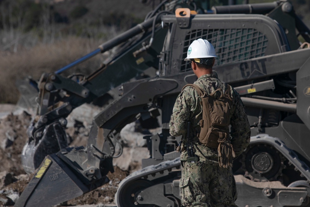 MWSS-372 conducts Exercise Resilient Spear with NMCB-5