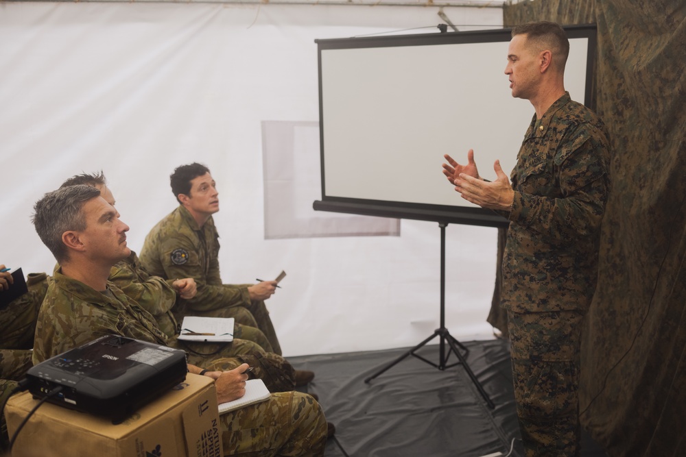 Ex Alon 25: MRF-D 25.3, ADF conduct subject matter expert exchange