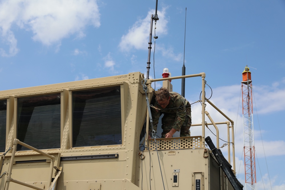2-149 General Support Aviation Battalion Conducts Airfield Takeover Training