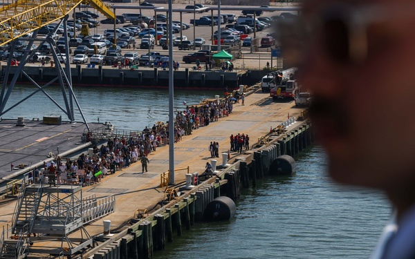 USNS Comfort Returns to Norfolk Naval Station after Completing CP25