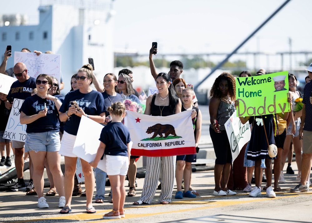 USNS Comfort (T-AH 20) Returns From Continuing Promise 2025