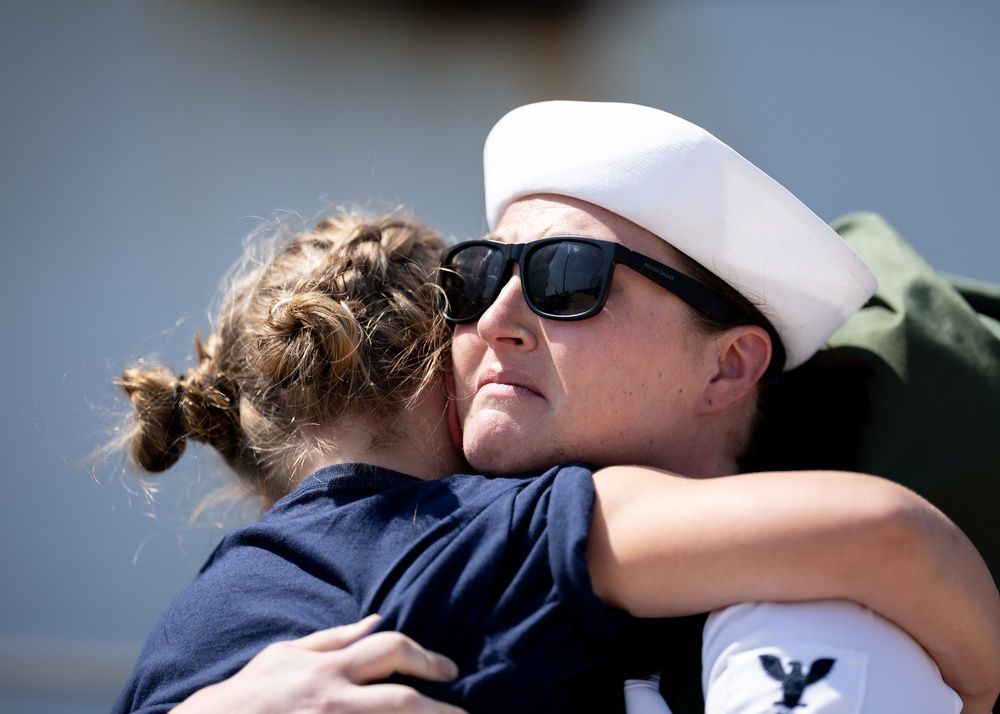 USNS Comfort (T-AH 20) Returns From Continuing Promise 2025