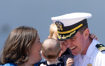 USNS Comfort (T-AH 20) Returns From Continuing Promise 2025