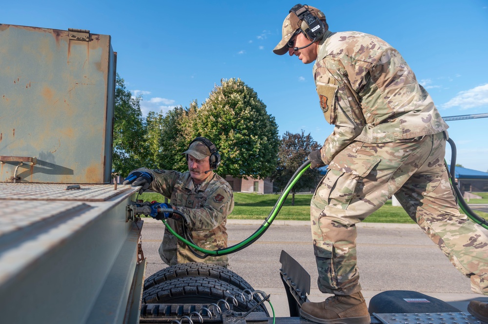124th Logistics Readiness Squadron Perform Training Operations