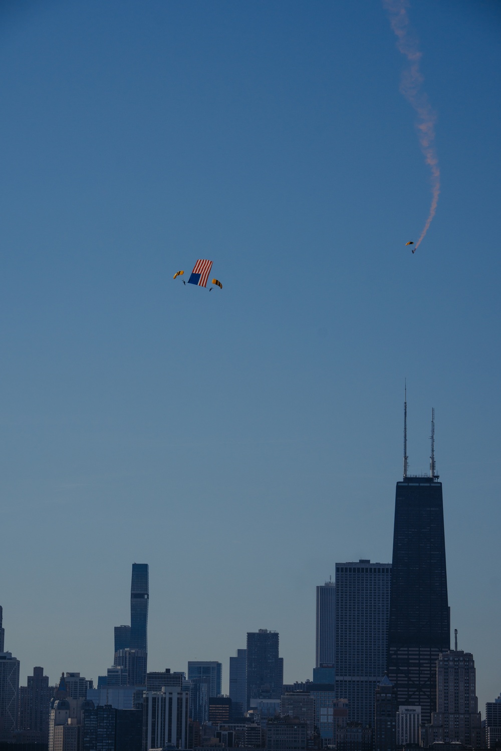 U.S. Army Parachute Team jumps for Chicago Air and Water Show