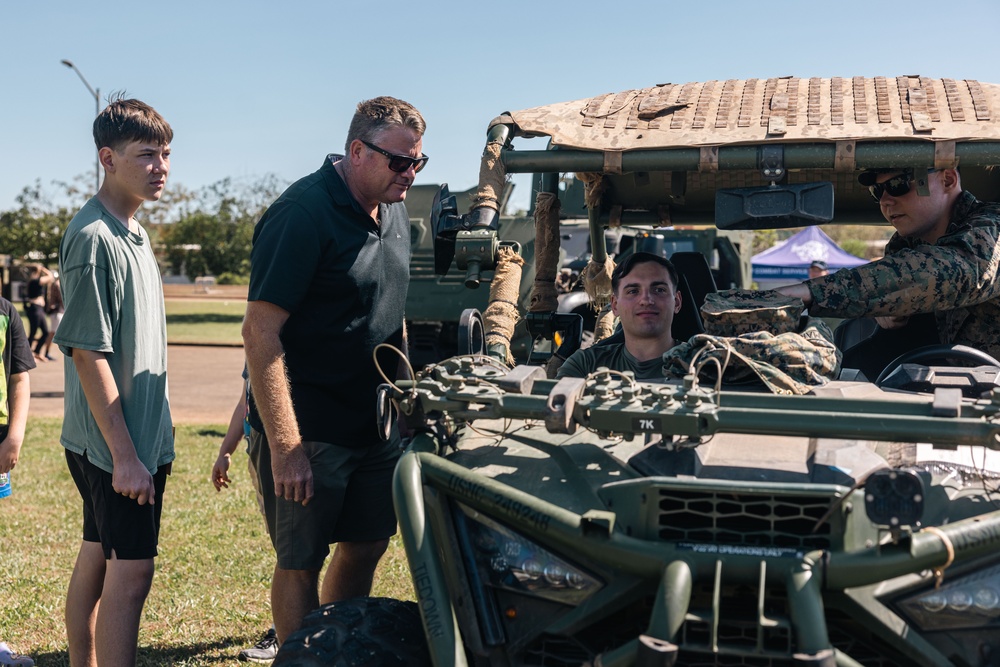 MRF-D 25.3: U.S. Marines participate in family day event