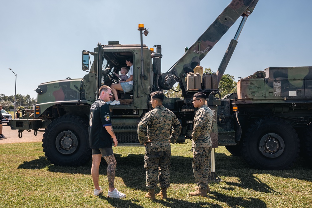 MRF-D 25.3: U.S. Marines participate in family day event