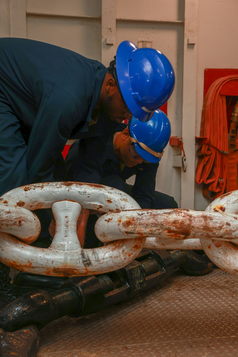 USS Iwo Jima Conducts Anchoring Evolution