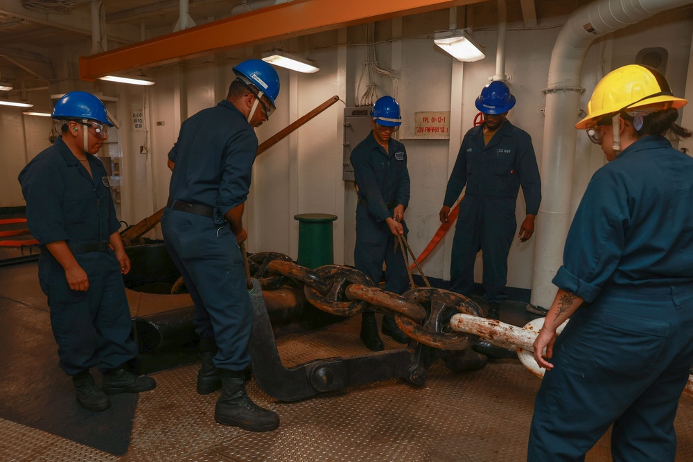USS Iwo Jima Conducts Anchoring Evolution