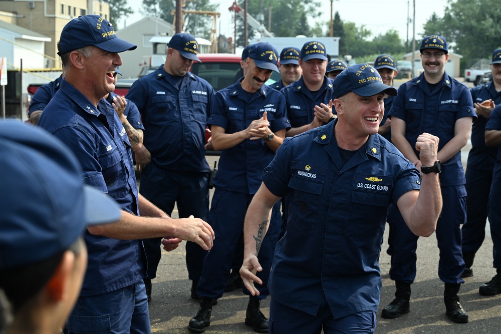 Coast Guard Cutter Spar (WLB 206) all hands