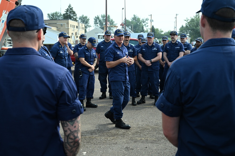 Coast Guard Cutter Spar (WLB 206) all hands