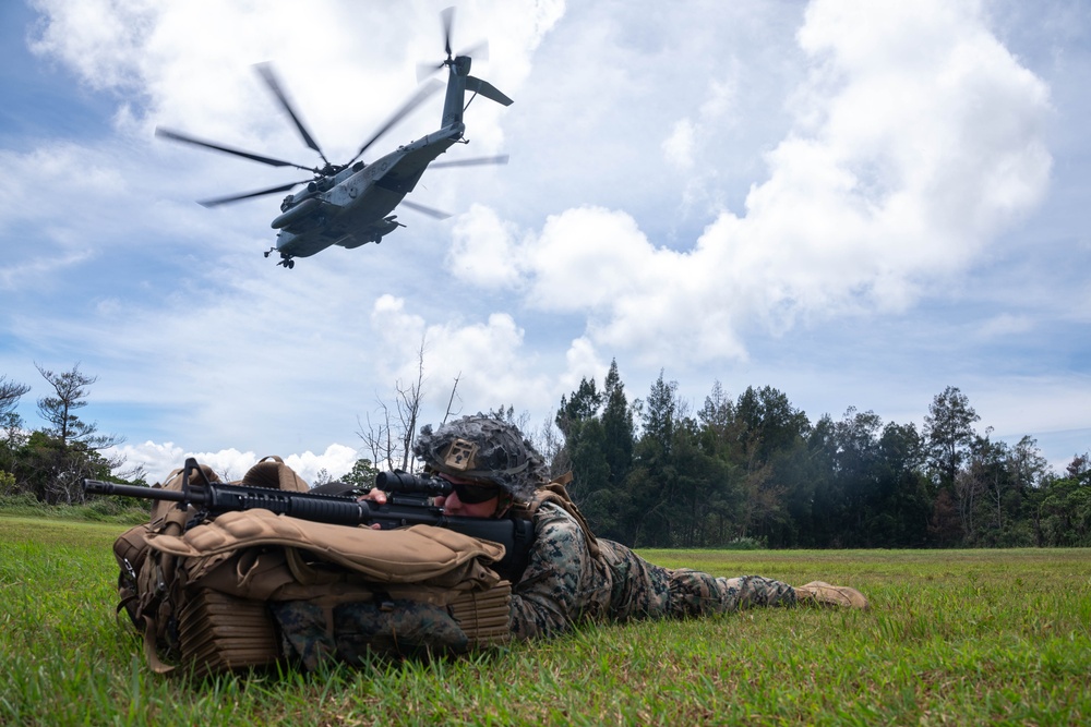 MWSS-172, 3rd LSB combat engineers practice urban breaching