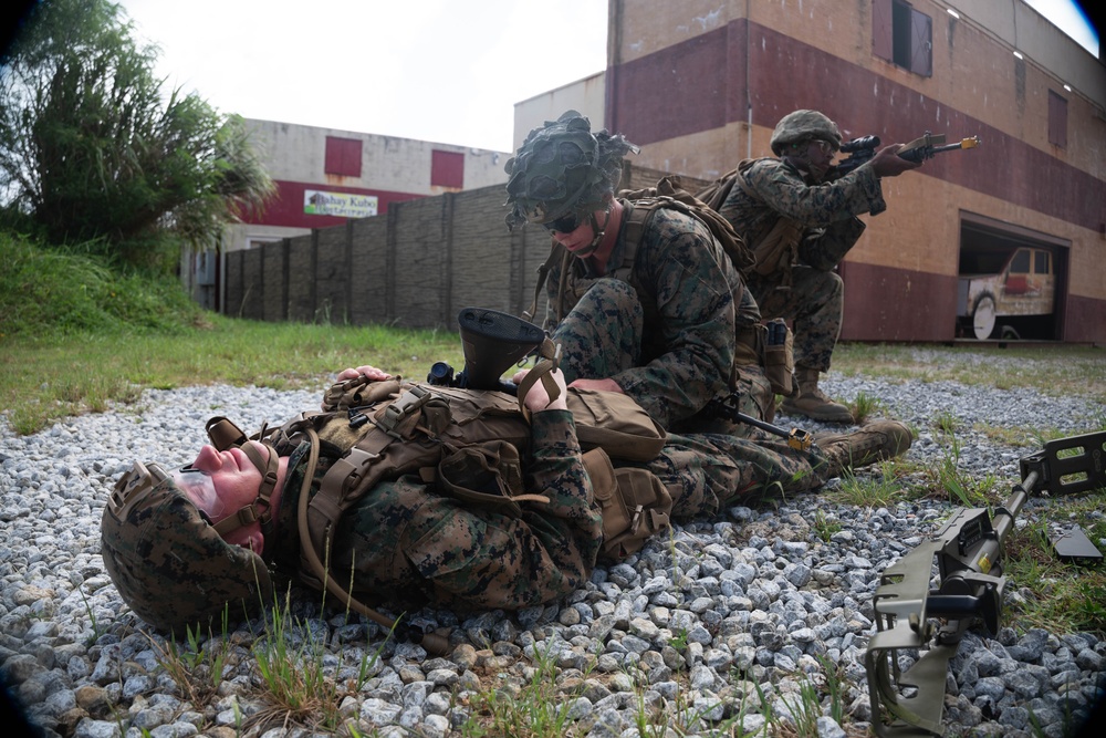 MWSS-172, 3rd LSB combat engineers practice urban breaching