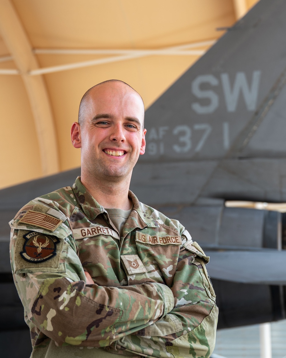 CMSAF Flosi visits the 378th AEW