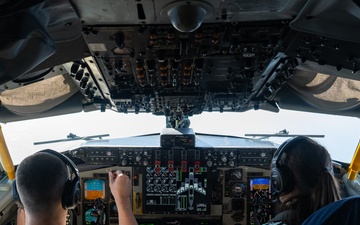 100th ARW refuels 31st FW F-16s