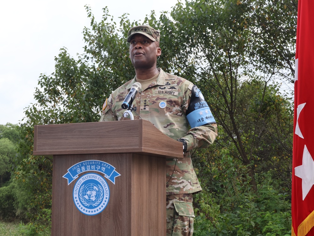 DMZ ceremony marks infamous 1976 axe murder incident