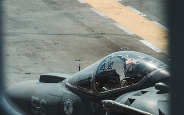 22nd MEU(SOC) | AV-8B Harriers Conduct Deck Landing Qualifications