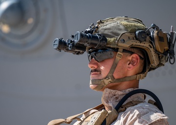 U.S. service members support DHS in illegal alien holding operations