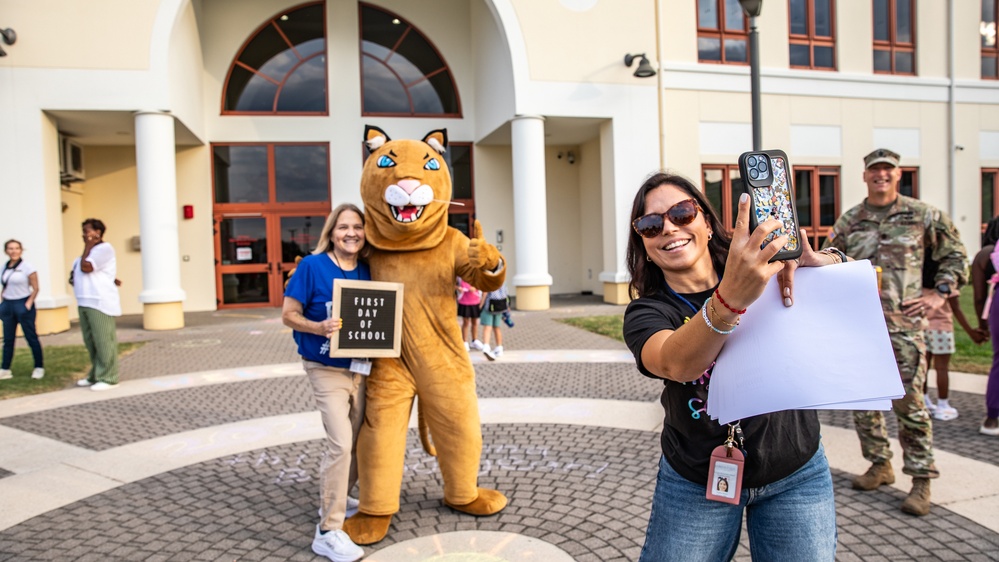 Vicenza military community welcomes students back to school