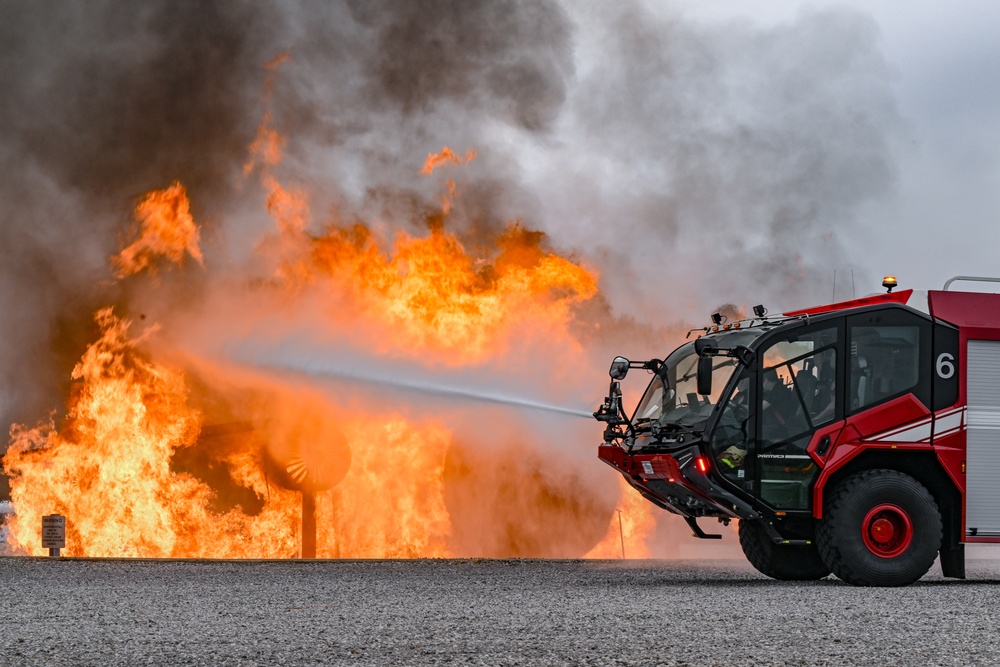 Dobbins civic leaders tour YARS Dobbins civic leaders tour YARS