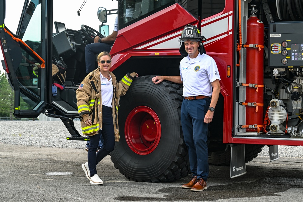 Dobbins civic leaders tour YARS Dobbins civic leaders tour YARS