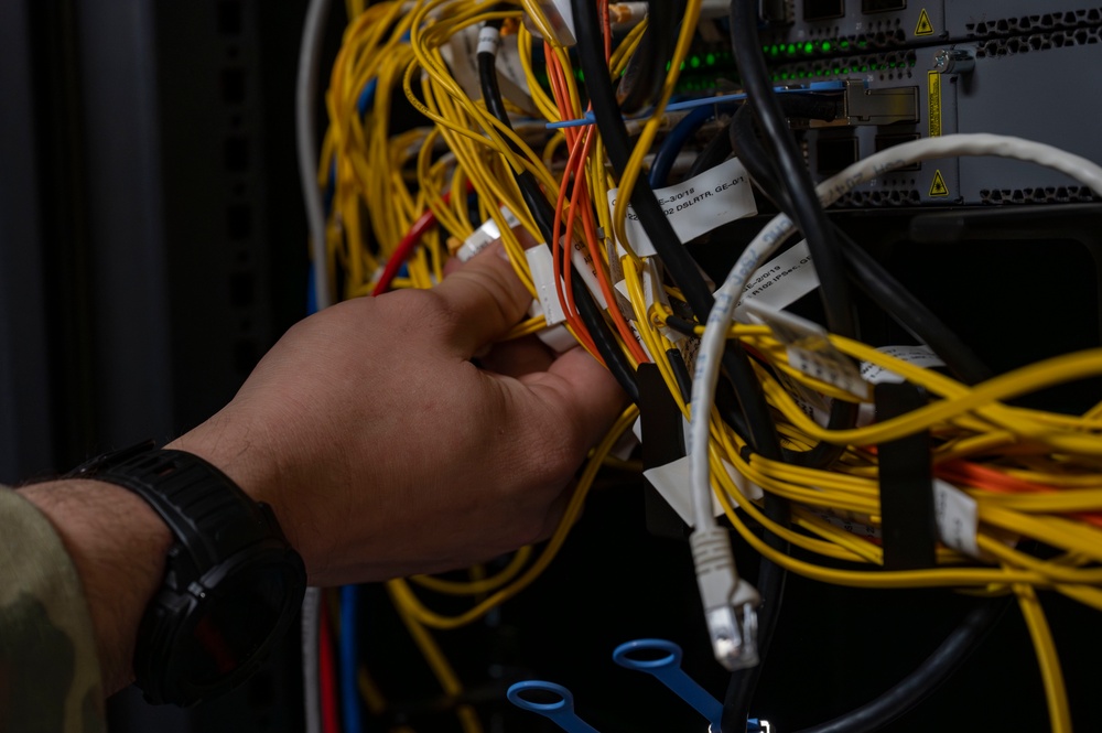 Fairchild conducts a no-notice power outage exercise