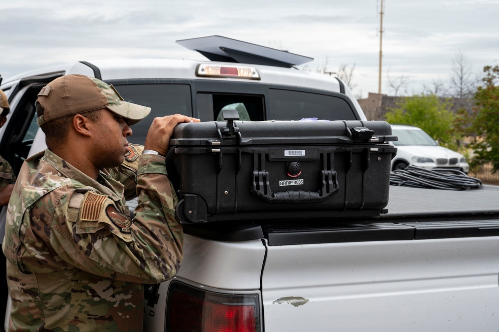 Fairchild conducts a no-notice power outage exercise