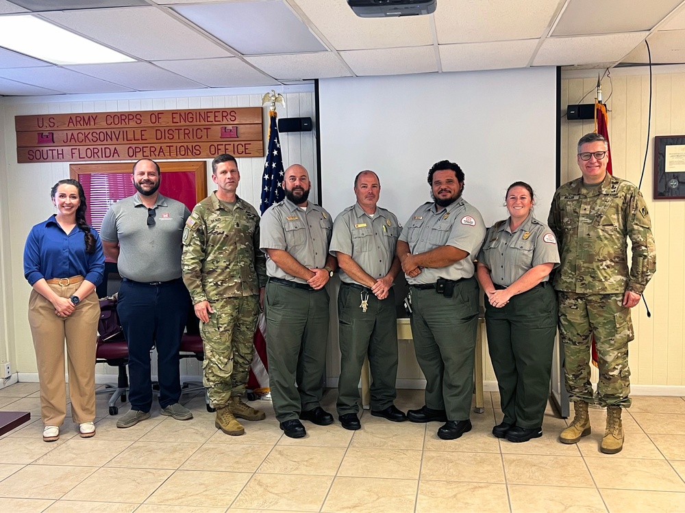 South Atlantic Division commander leaves Jacksonville District in sync with District's 'people and projects'