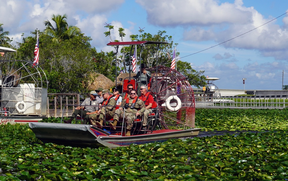 South Atlantic Division commander leaves Jacksonville District in sync with District's 'people and projects'