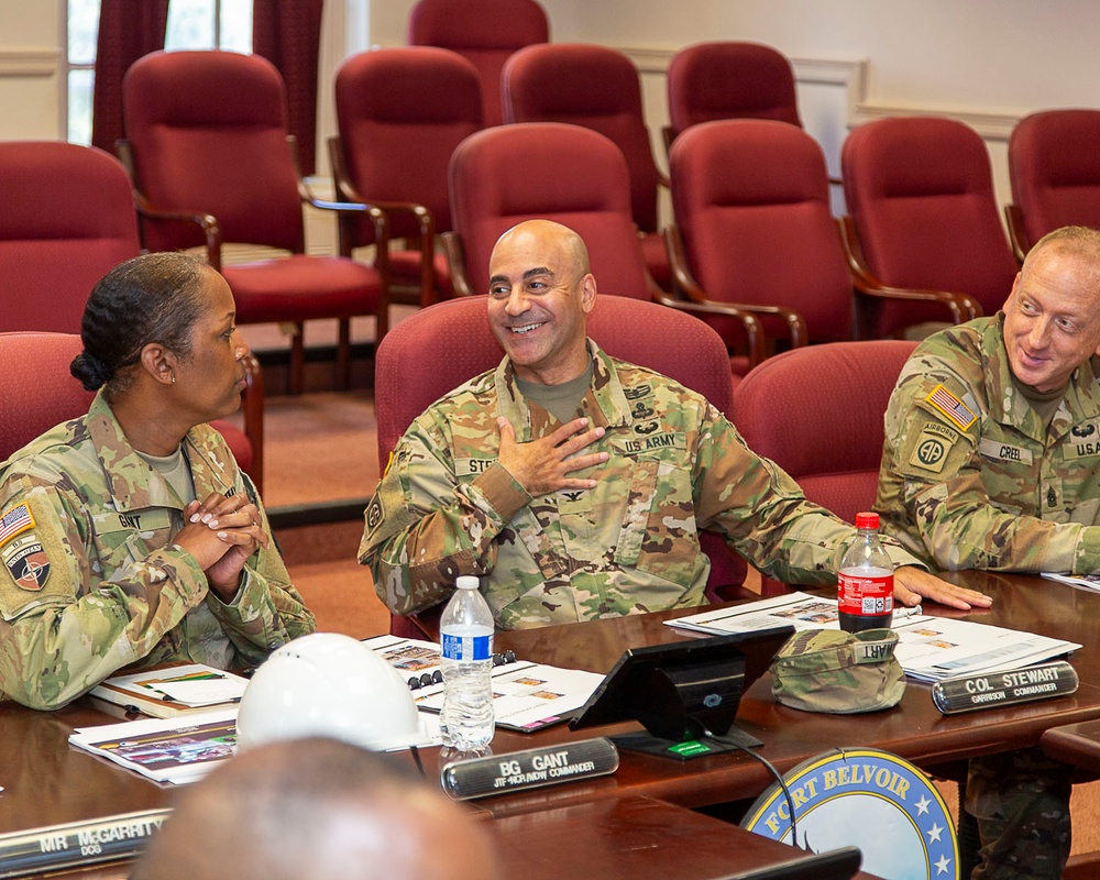 BG Gant visits Fort Belvoir